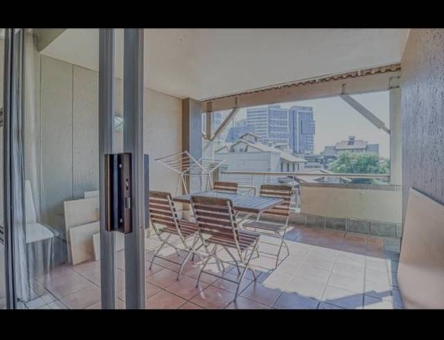 2 BEDROOM PROPERTY TO RENT IN SANDTON CENTRAL